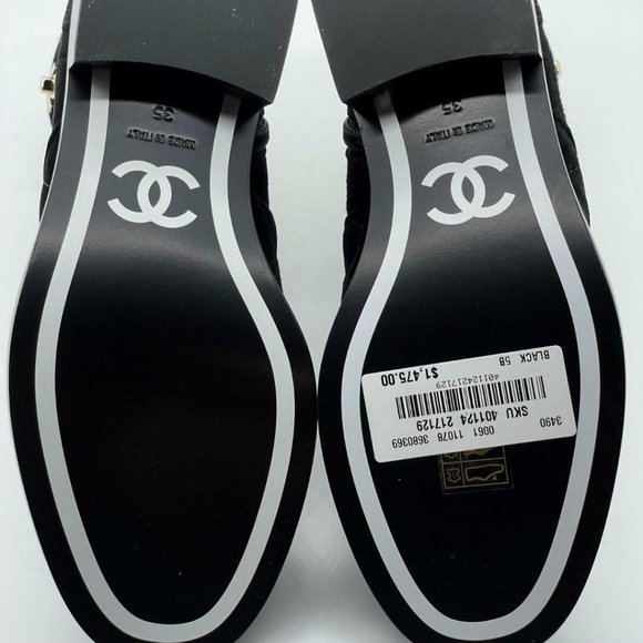 CHANEL 20K Suede Cap Toe Quilted CC Turnlock Flat Ankle Booties Boots - Picture 14 of 15